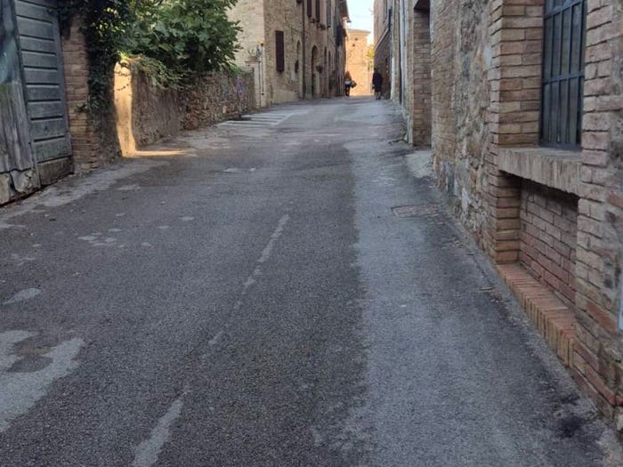Appartamento trilocale in vendita in Via della Fonte, Centro, Monticiano