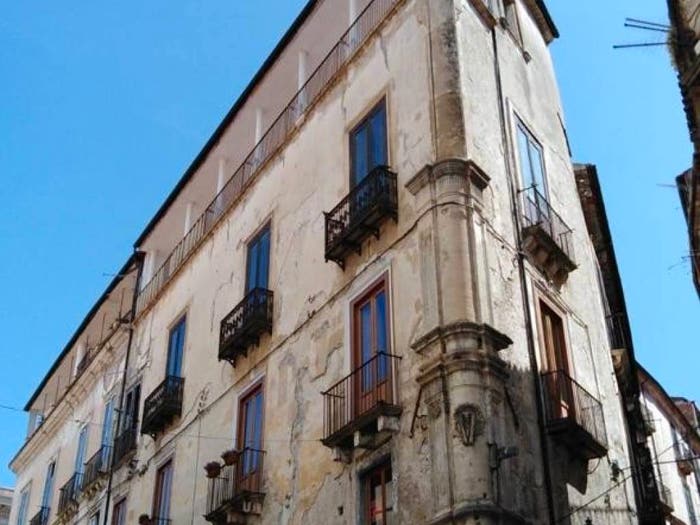 Appartamento trilocale in vendita in COSENZA VIA DEL LICEO, Centro Storico, Cosenza