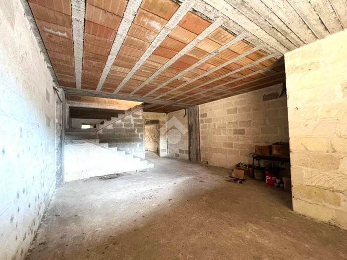 Casa con 6 locali in vendita in Via Regina Elena, San Pancrazio Salentino