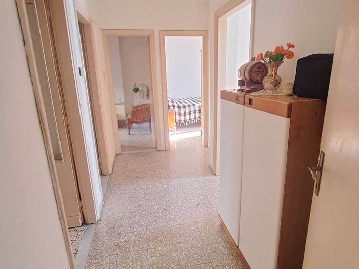 Appartamento con 5 locali in vendita in Via Galeazzo di Tarsia, Mater Domini Cavita, Catanzaro