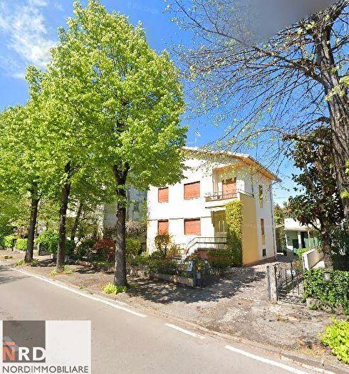 Casa con 6 locali in vendita in Centro, Quistello