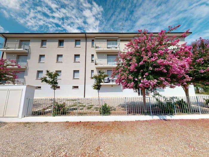 Appartamento trilocale in vendita in Via Enrico Fermi, Centro, Novi di Modena