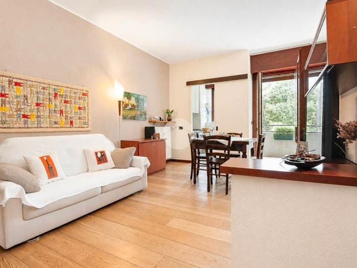 Appartamento trilocale in vendita in Via Varesina, Certosa, Milano
