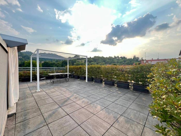 Appartamento trilocale in vendita in Via della Morla, Valverde, Bergamo