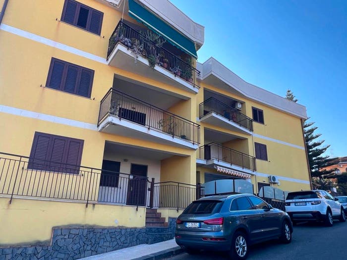 Appartamento trilocale in vendita in Via Guglielmo Marconi, Centro, Mascali