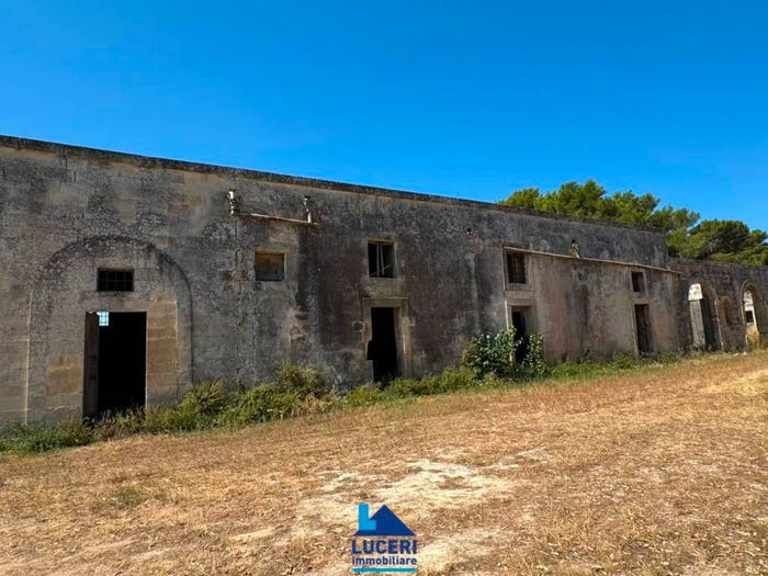 Casa con 6 locali in vendita in SS, Lequile