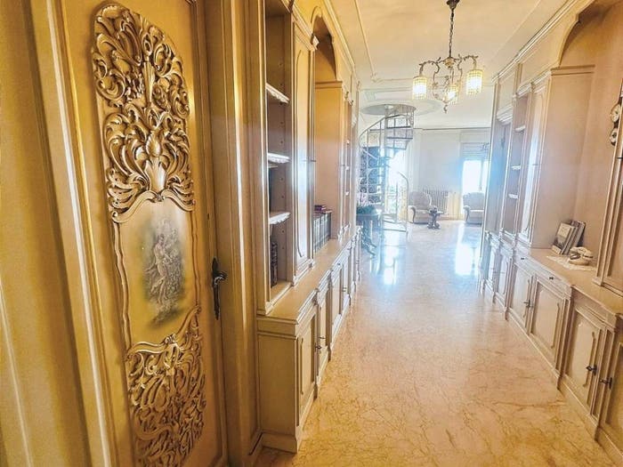 Casa con 6 locali in vendita in Via Arturo Gatti, Centro, Loreto