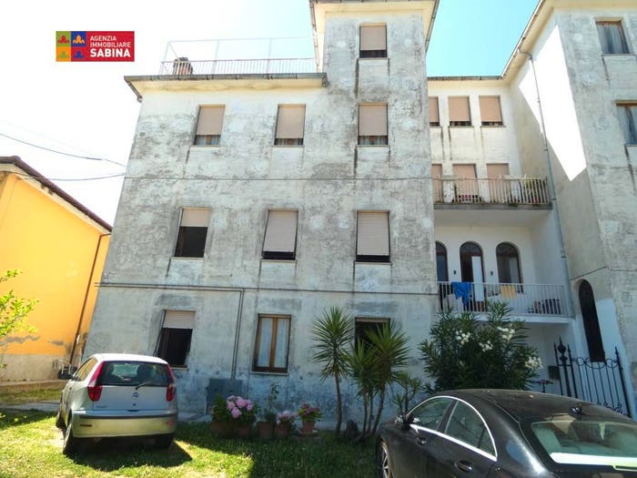 Appartamento quadrilocale in vendita in Via Ferruti, Ferruti, Montopoli di Sabina
