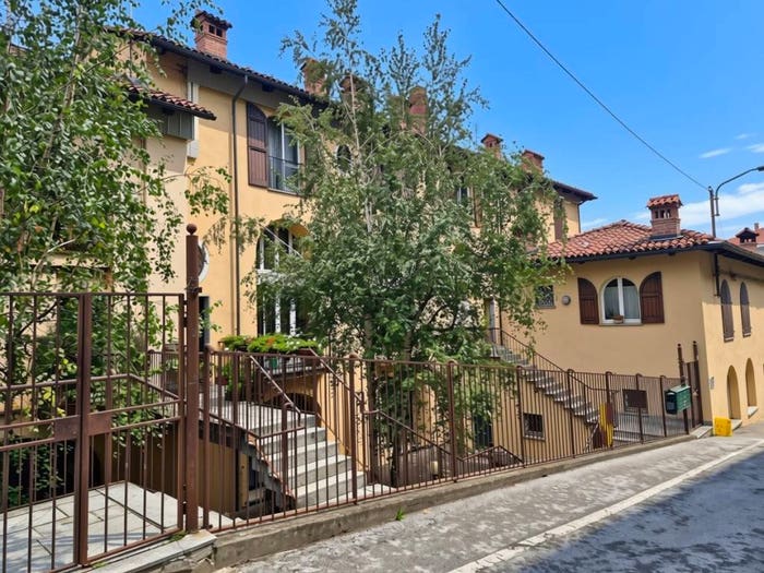 Appartamento quadrilocale in vendita in Via Salita Castello, Centro, Fossano