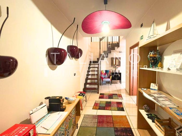 Appartamento con 5 locali in vendita in Via dei Giardini, San Pietro Santa Maria delle Grazie, Milazzo