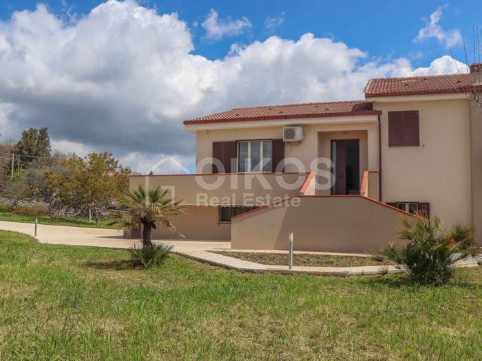 Casa con 6 locali in vendita in Cda Porticaletto, Palazzolo Acreide