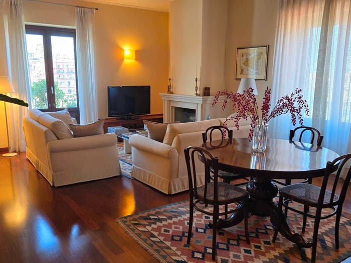 Casa con 6 locali in vendita in Piazza della Repubblica, Corso Sicilia Fiera, Catania