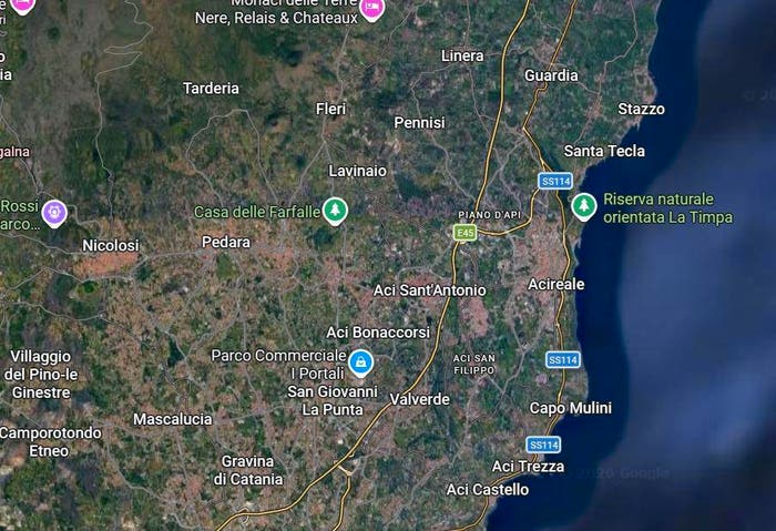Casa con 5 locali in vendita in Via Tarderia, Centro, Pedara