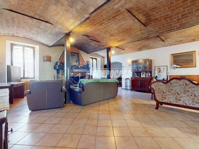 Casa con 6 locali in vendita in Via Mediana Montana, Monzuno