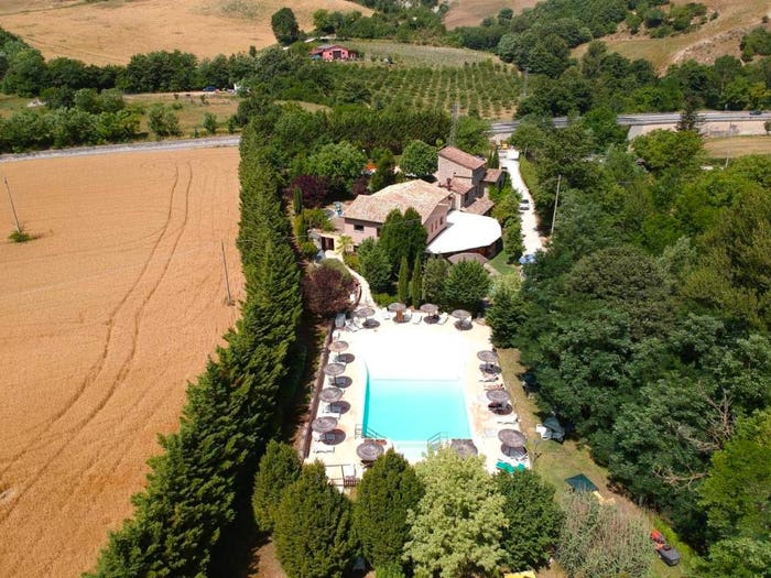 Casa con 6 locali in vendita in Località San Rocco, Cantiano
