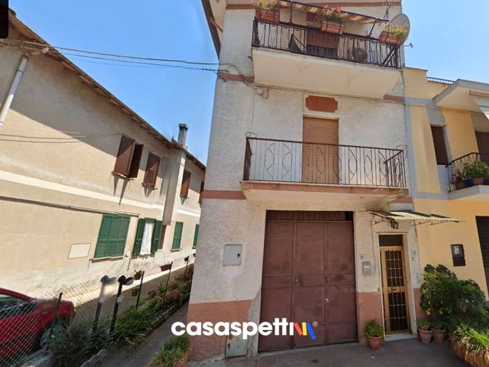 Appartamento quadrilocale in vendita in Via Achille Grandi, Giulianello, Cori