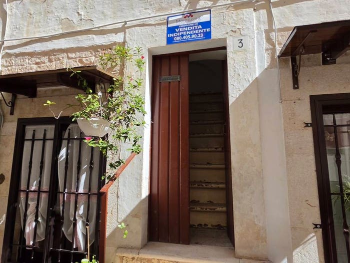 Casa bilocale in vendita in Via Santo Stefano, Putignano