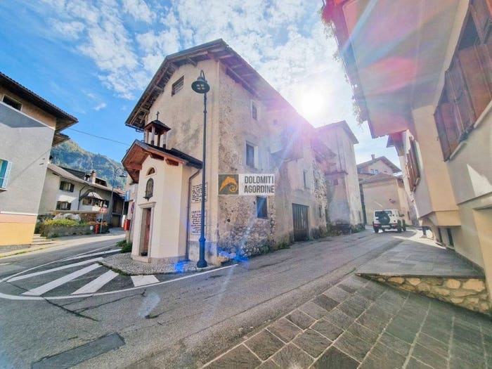 Casa con 6 locali in vendita in Taibon, Taibon Agordino