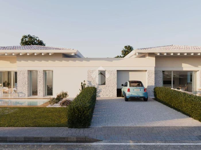 Casa trilocale in vendita in Viale Monte Grappa, Centro, Castel Goffredo