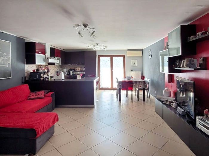 Casa quadrilocale in vendita in Via Montagna dei Fiori, Acquaviva Picena