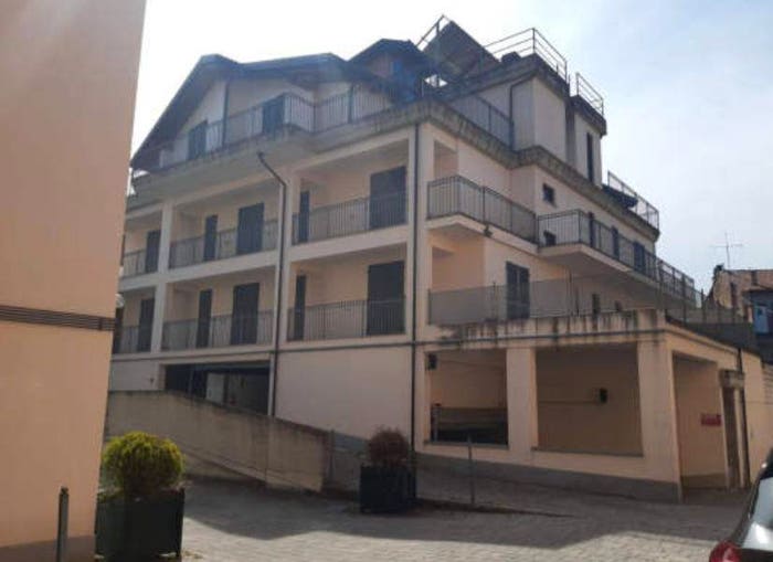 Casa in vendita in Via S Carlo, Nizza Monferrato