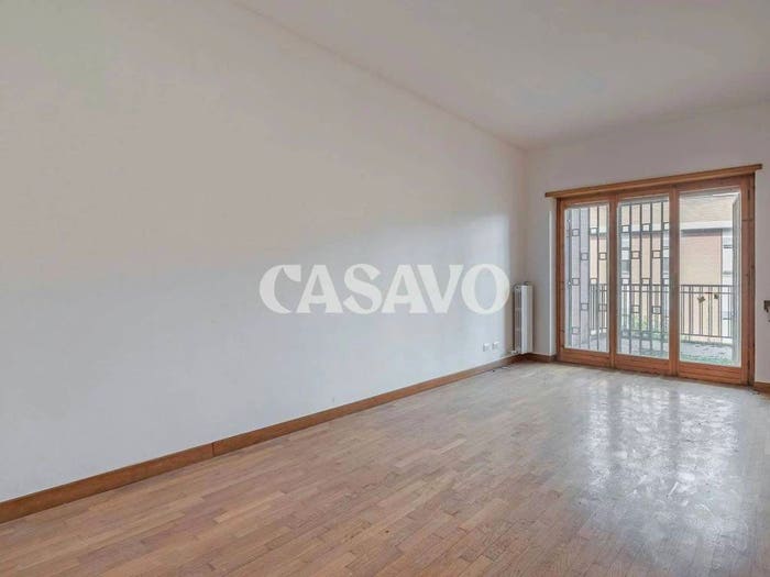Appartamento trilocale in vendita in Via Sanzeno, Cortina d'Ampezzo, Roma