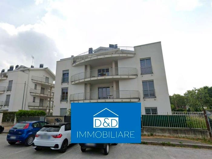 Appartamento trilocale in vendita in Via Quarto Reggimento Artiglieria Alpina, Donatello, Cuneo