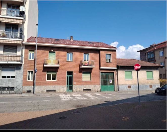 Appartamento bilocale in vendita in Via Superga, Nichelino