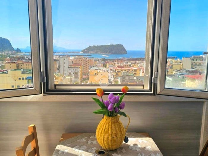 Appartamento monolocale in vendita in Via Sibilla, Bagnoli, Napoli