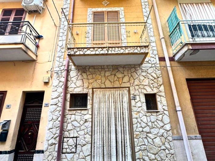 Casa trilocale in vendita in Via Maestro d'Acqua, Centro, Bagheria