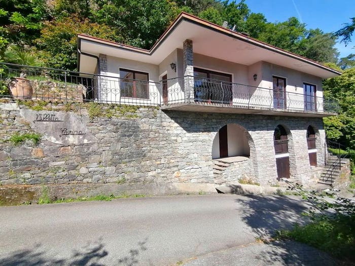 Casa con 5 locali in vendita in Casali Creda, Centro, Cannobio