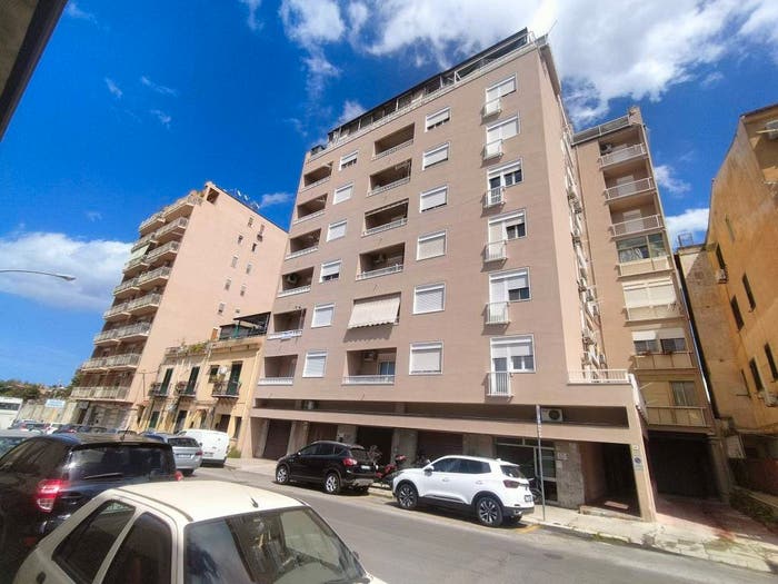 Appartamento con 5 locali in vendita in Via Agostino Catalano, Università, Palermo