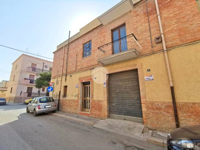 Casa quadrilocale in vendita in Via Pasquale Tandoia, Centro, Lucera