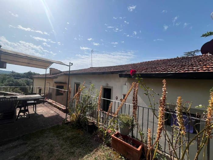 Appartamento con 5 locali in vendita in Centro, Bucine