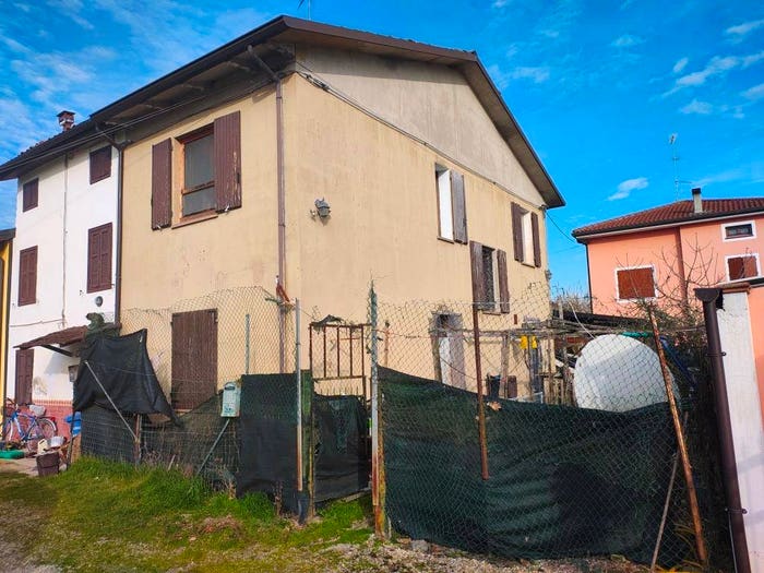 Casa trilocale in vendita in Via per San Felice, Camposanto