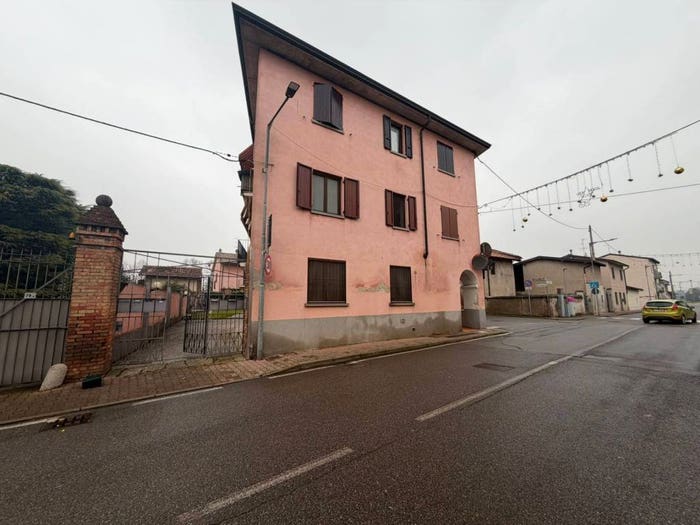 Appartamento bilocale in vendita in Via Roma, Antegnate