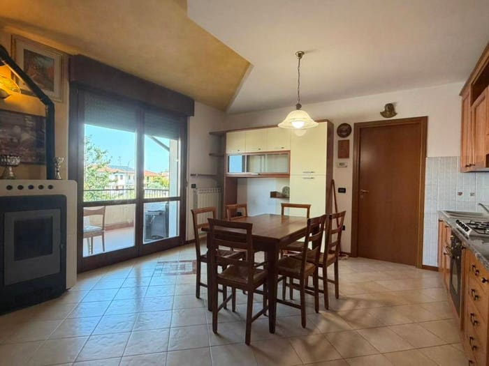 Appartamento trilocale in vendita in Via Roberto Ruffilli, Santo Stefano Bonaldo, Zimella
