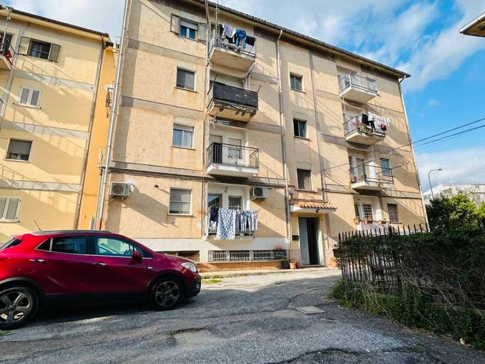 Appartamento trilocale in vendita in Via Razionale, Nicastro Sambiase, Lamezia Terme