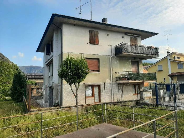Appartamento trilocale in vendita in Via Marconi, Roé, Roè Volciano
