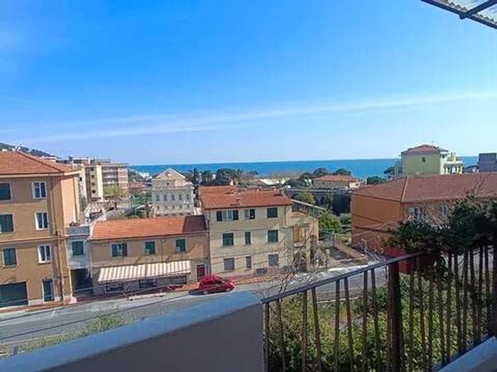 Appartamento quadrilocale in vendita in Via Del Poggio, Marina Di Andora, Andora