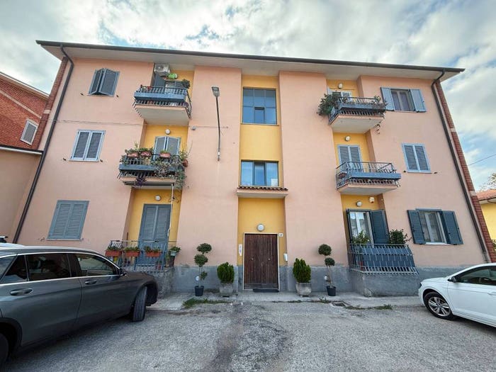 Appartamento quadrilocale in vendita in Via Chiesa Nuova, Rieti