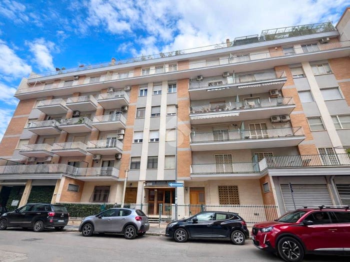 Appartamento quadrilocale in vendita in Via pasquale tarantino, San Michele, Foggia