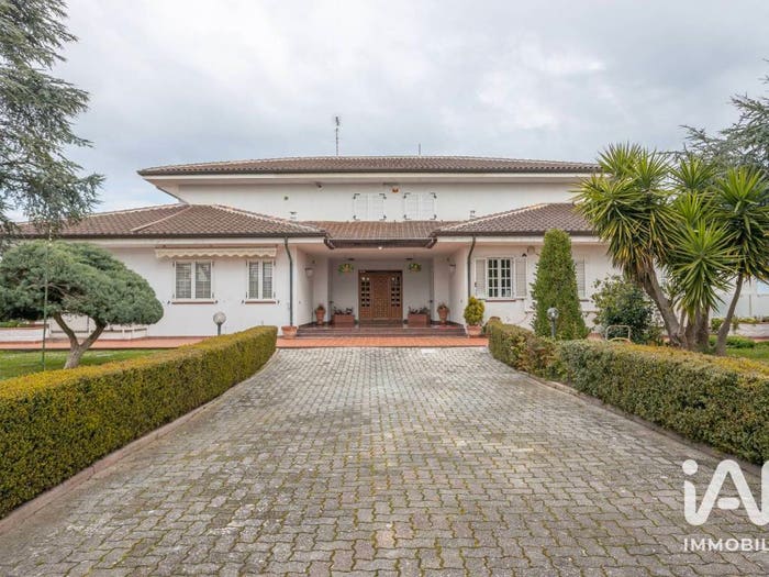 Casa trilocale in vendita in Viale DEI MONTI, Centro, Montegranaro