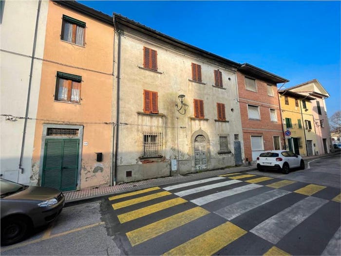 Casa con 6 locali in vendita in Centro, Chiesina Uzzanese