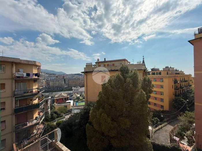 Appartamento quadrilocale in vendita in Via Zignago, Manin, Genova