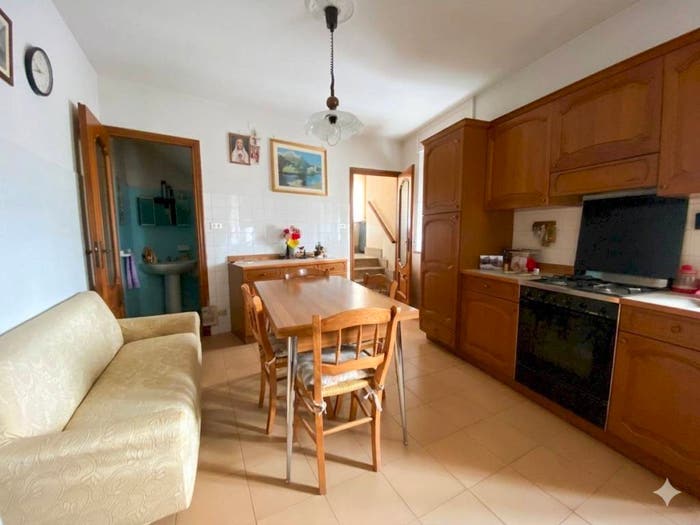 Casa con 5 locali in vendita in Via Contrada Gelata, Centro, Villar San Costanzo