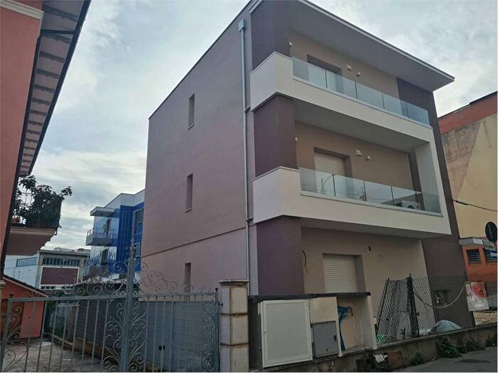 Appartamento trilocale in vendita in Palombare, Ancona