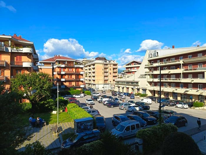 Appartamento trilocale in vendita in Emanuele II C Colombo Morelli e Silvati, Avellino