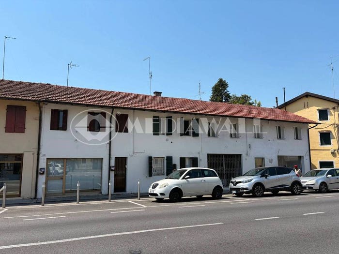 Casa con 6 locali in vendita in Borgomeduna, Pordenone