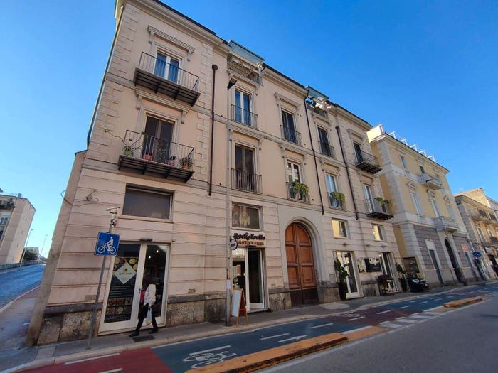 Appartamento trilocale in vendita in Via Fulvio Renella, Ferrarecce Università, Caserta